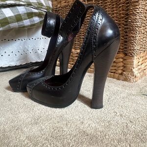 Marc Jacobs Pin up heels